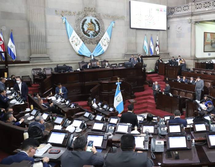 Congreso acepta renuncia de magistrada de la CSJ María Eugenia Morales