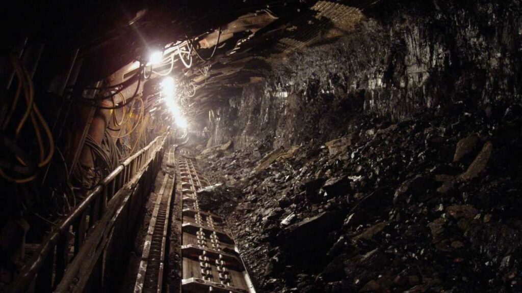 Al menos 11 personas murieron en un accidente, en una mina de carbón en el noreste de China, anunció un medio estatal. Foto: AFP