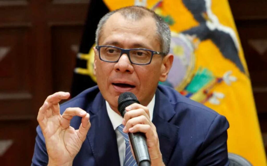 El exvicepresidente de Ecuador Jorge Glas, pidió asilo a México, informó su abogado, Eduardo Franco. Foto AFP