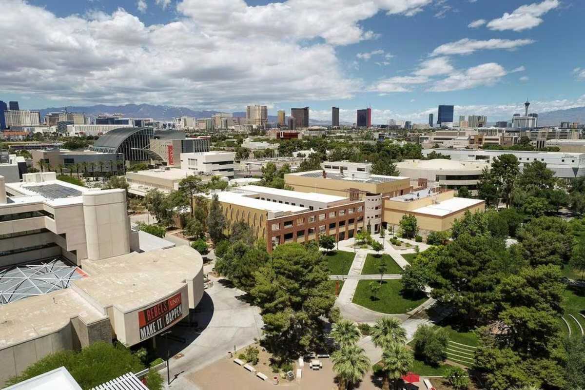 La Policía local confirma la presencia de un “tirador activo” en la Universidad de Nevada en Las Vegas. Foto: AFP