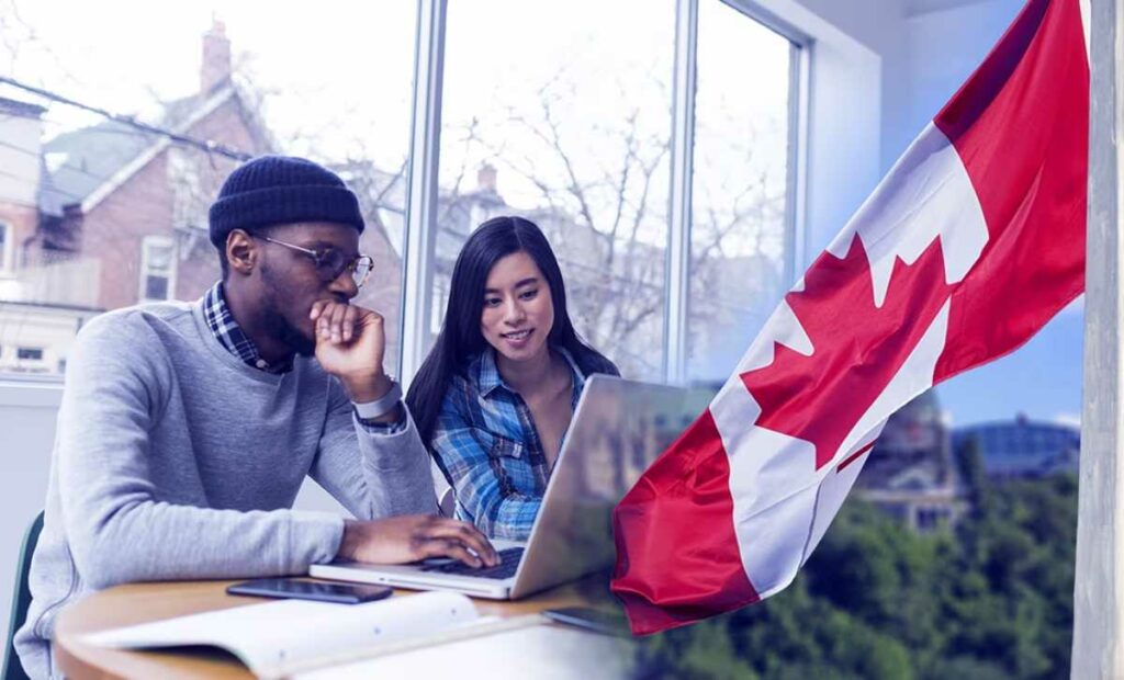 Canadá anunció que limitará los permisos para estudiantes internacionales por dos años, tras un incremento de ingresos. Foto: AFP