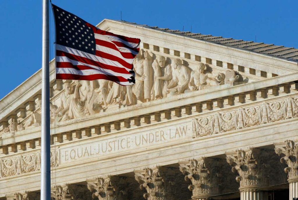 La Corte Suprema de EE.UU. de mayoría conservadora, pareció decantarse este por debilitar el poder de las agencias federales. Foto: AFP