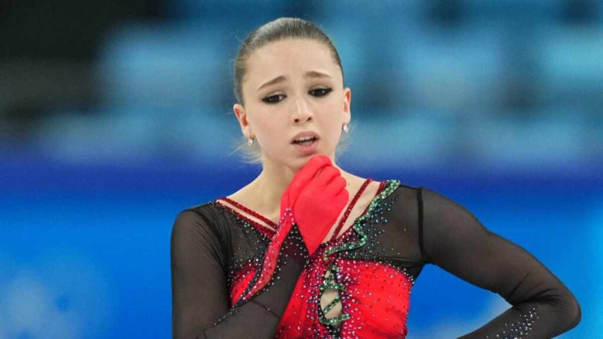 La patinadora rusa Kamila Valieva, cuyo positivo por dopaje sacudió los Juegos de Invierno de Pekín-2022, fue suspendida por cuatro años.
