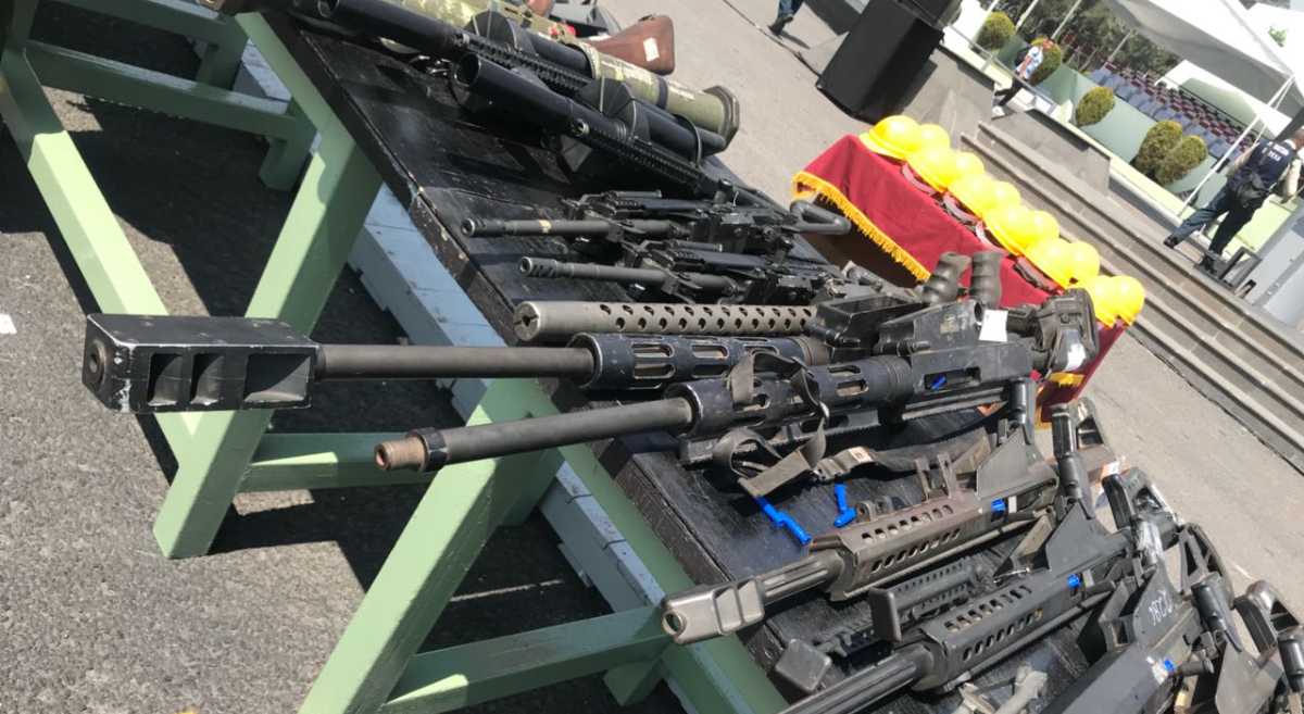 El gobierno de México dijo que armas de uso exclusivo del ejército de EE.UU. están entrando al territorio mexicano. Foto: AFP