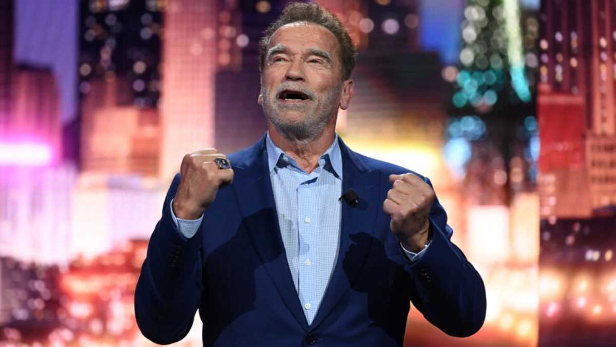 Arnold Schwarzenegger fue retenido en el aeropuerto alemán de Múnich por no declarar un reloj destinado a la venta. Foto: AFP