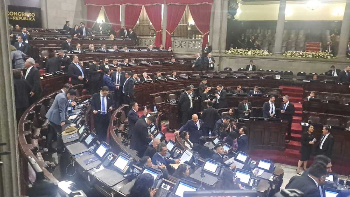 La X Legislatura juramentó Julio Héctor Estrada como diputado. Foto: TN23.