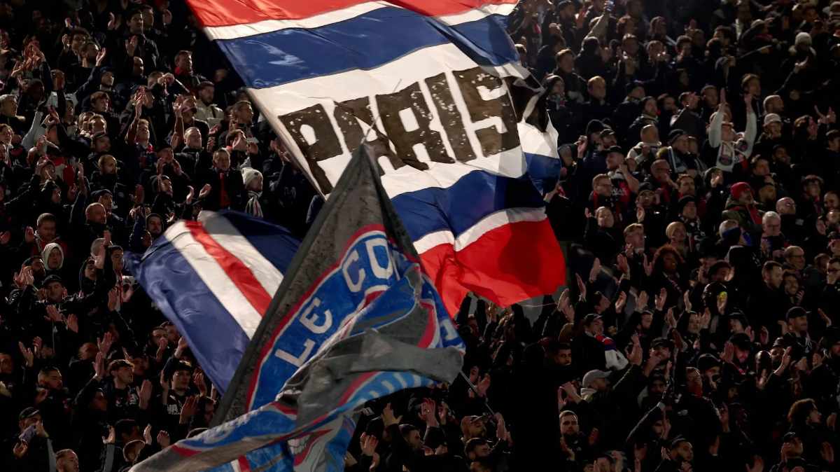 Una docena de hinchas del PSG, “que reivindicaban ser de ultraderecha”, fueron detenidos en París, por sospechas. Foto: AFP