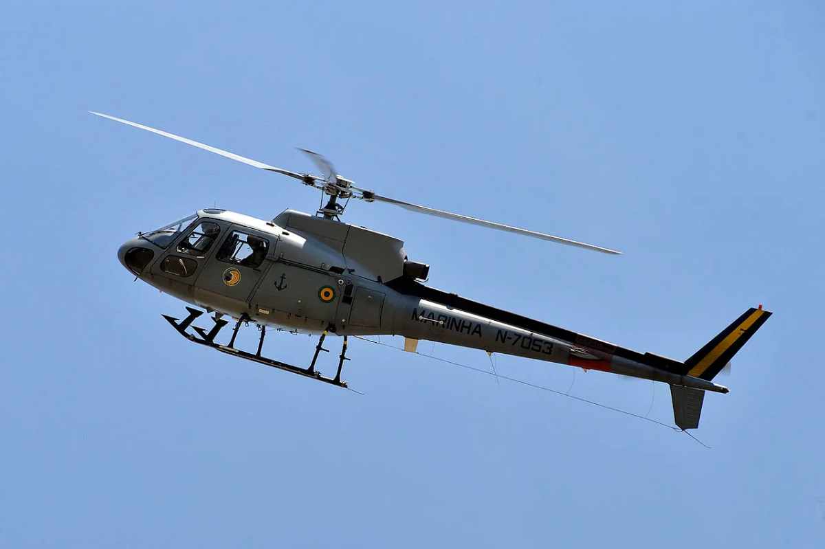 El Ejército de EE.UU. anunció que localizó el helicóptero en una zona de difícil acceso de California, pero la tripulación sigue desaparecida. Foto: AFP