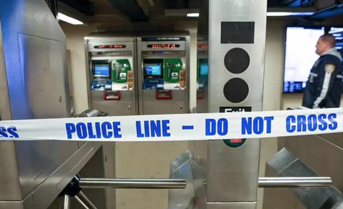 La Policía de Nueva York investiga el hallazgo de una pierna en las vías del metro, informaron las autoridades. Foto: AFP