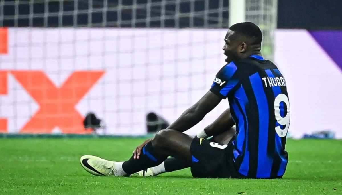 El delantero francés de Inter de Milán Marcus Thuram, sufre una “elongación del músculo aductor largo del muslo derecho”, anunció el club. Foto: AFP