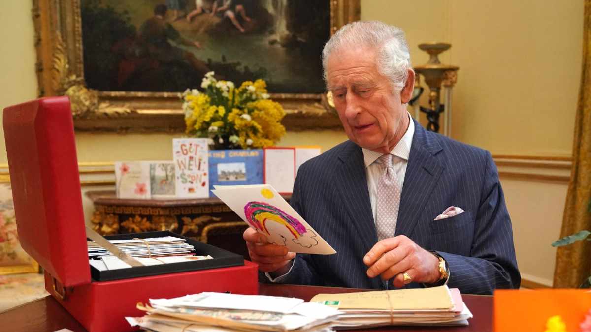 El rey Carlos III, que actualmente está siendo tratado por un cáncer, asistirá a la misa de Pascua en Windsor, anunció el Palacio de Buckingham. Foto: AFP