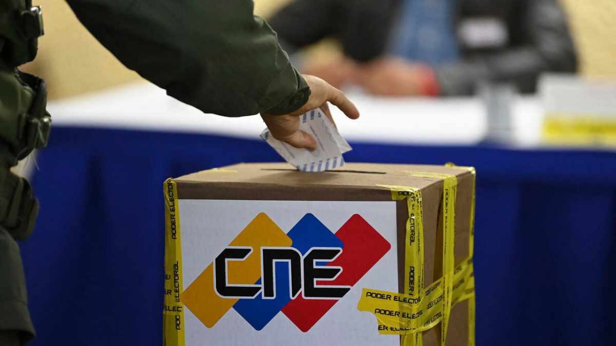 La principal alianza opositora de Venezuela, Plataforma Unitaria Democrática, logró registrar una candidatura a las presidenciales de julio. Foto: AFP