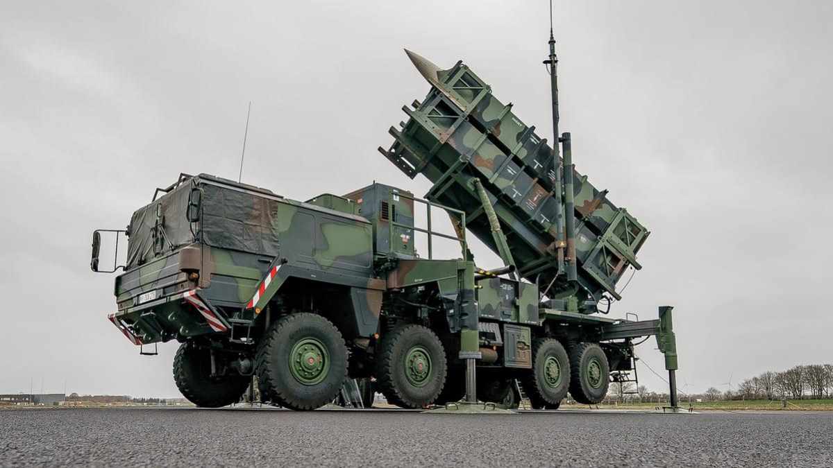 Estados Unidos acordó vender a Ucrania equipamiento militar urgente para reparar y mejorar sus sistemas de misiles. Foto: AFP