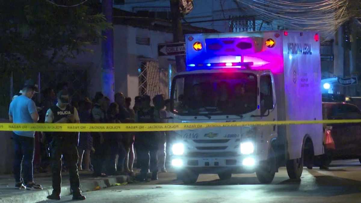 Ocho personas fueron asesinadas a tiros en Guayaquil, suroeste de Ecuador, donde una nueva escalada de violencia deja tres masacres. Foto: AFP