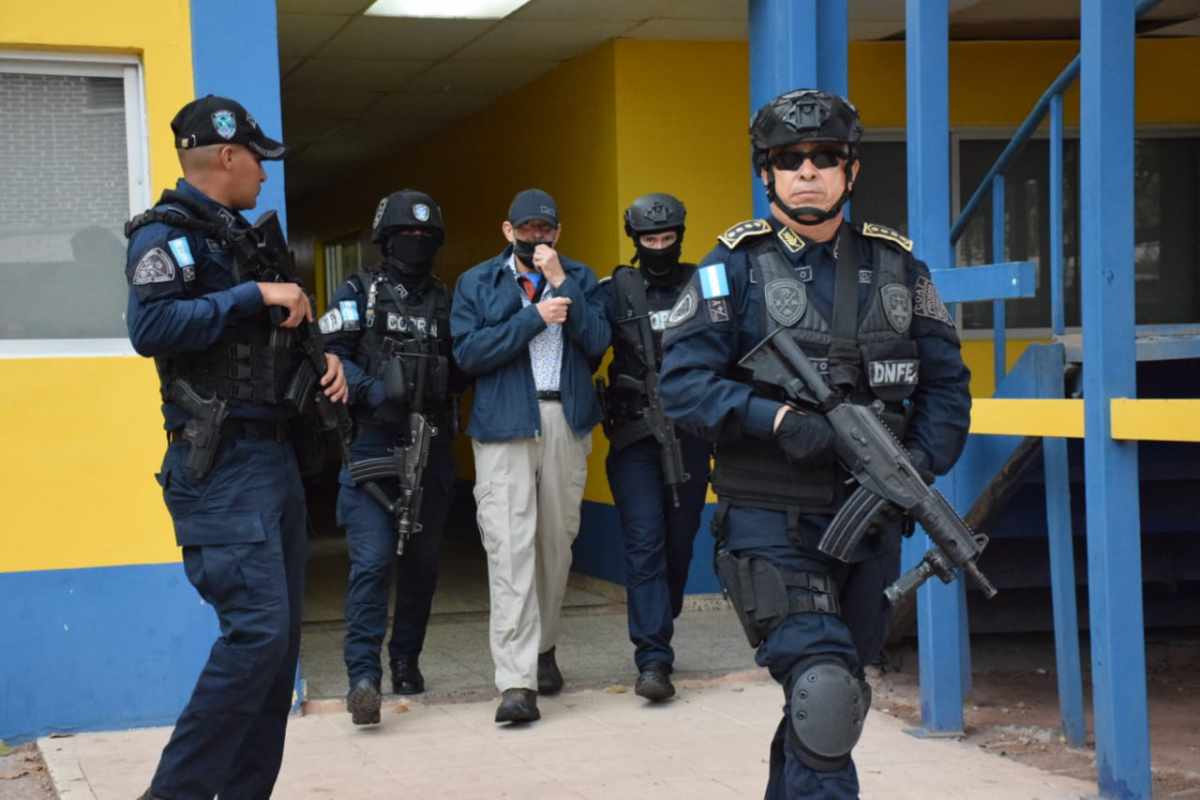 Honduras extraditó a EE.UU. a un exfuncionario de confianza del condenado expresidente Juan Orlando Hernández. Foto: AFP