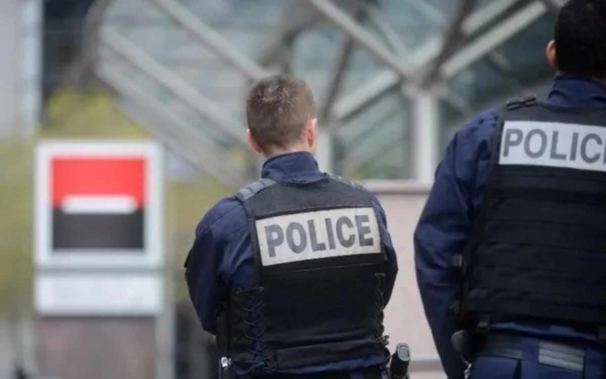 La justicia francesa imputó a cuatro jóvenes por el asesinato premeditado de un adolescente de 15 años al sur de París. Foto: AFP