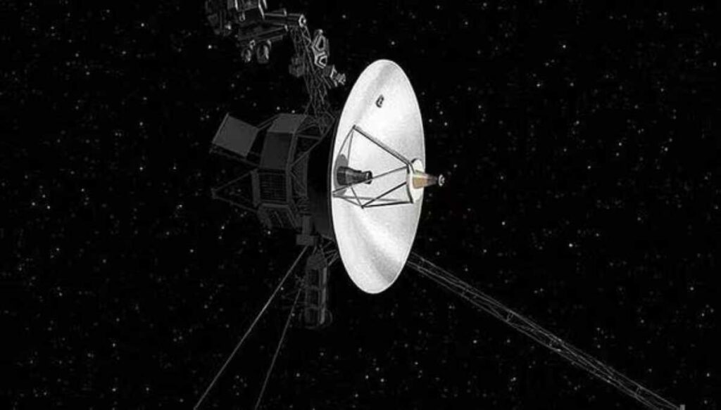 La sonda Voyager 1, el objeto más alejado de la Tierra fabricado por el ser humano, ha transmitido datos legibles por primera vez. Foto: AFP