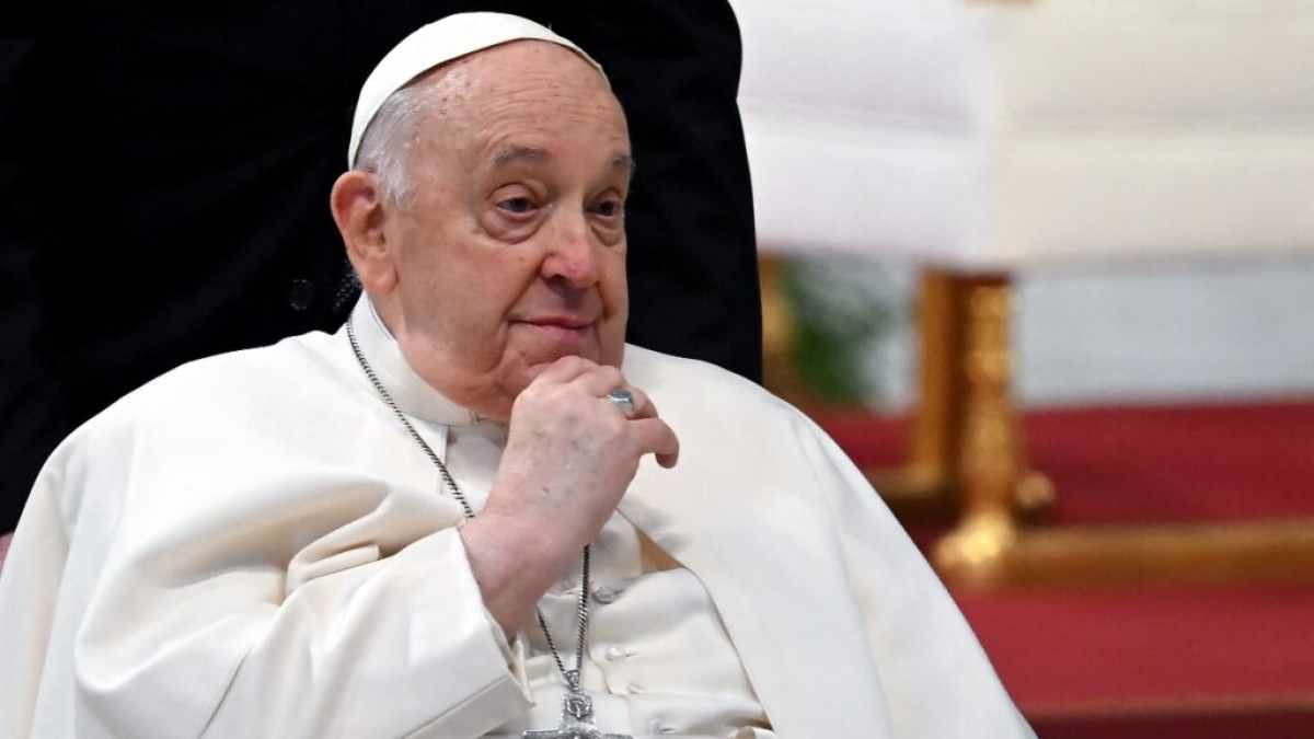 El papa Francisco denunció las torturas a los prisioneros de guerra, “una cosa horrible e inhumana”. Foto: AFP