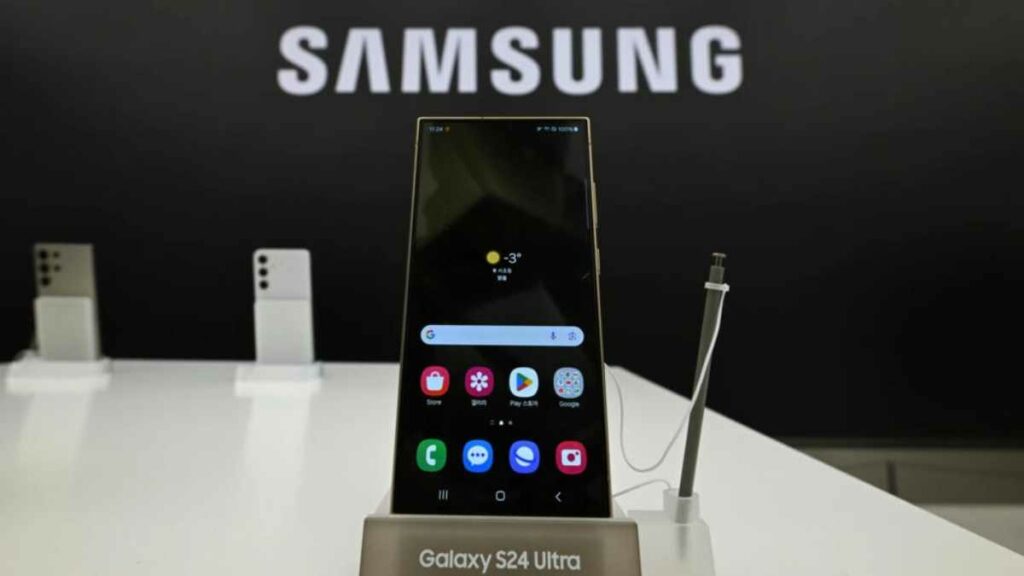 Samsung recuperó su posición como mayor vendedor de “smartphones” o teléfonos inteligentes al arrebatarle el liderazgo a Apple. Foto: AFP