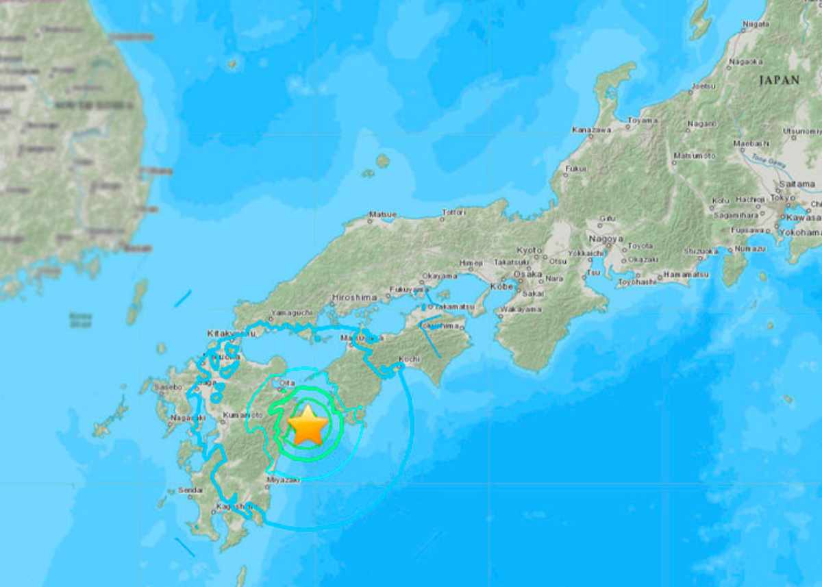 El epicentro del sismo fue el Canál de Bongó, un estrecho que separa las islas de Japón, Kyushu y Shikoku, a 40 kilómetros de profundidad.