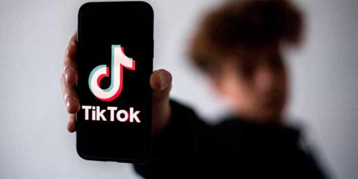 La Comisión Europea, el brazo ejecutivo de la UE, pidió informaciones a la red TikTok sobre un nuevo producto lanzado en España y Francia. Foto: AFP