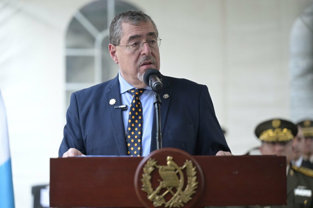 Presidente Arévalo respalda al Procurador General Julio Saavedra ante citación de FECI